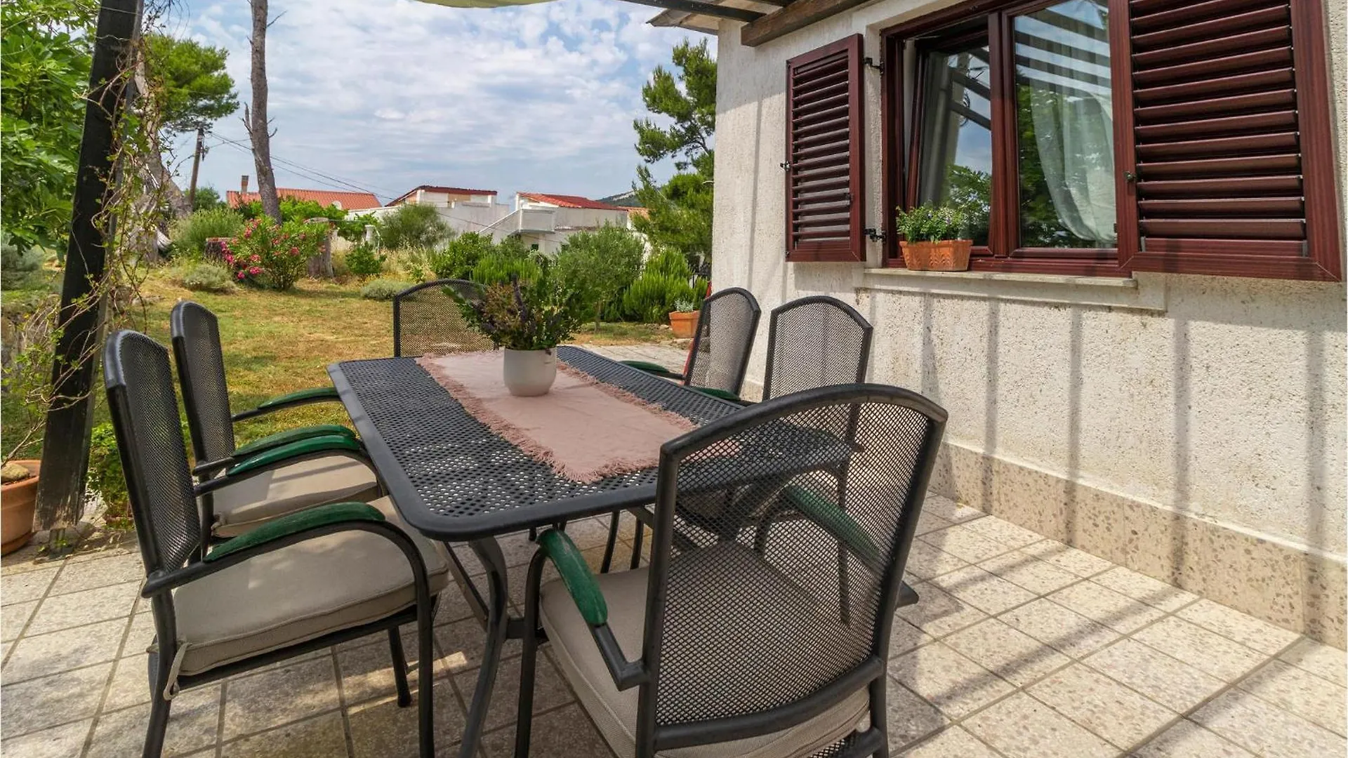Holiday home 2 Bedroom Beautiful Home In Banjol